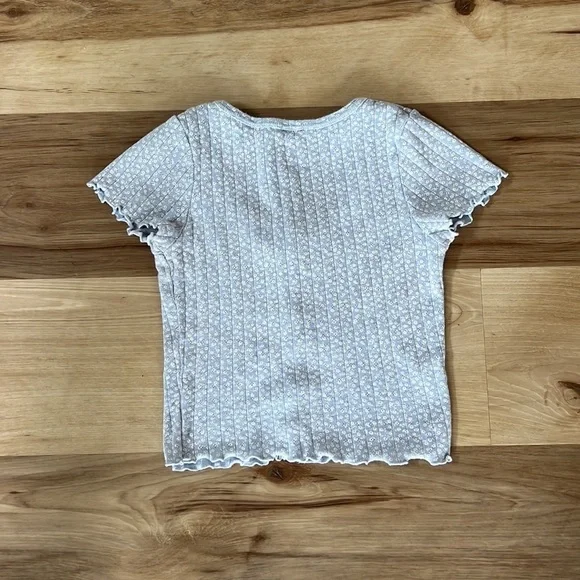 Super cute button up crop top from PacSun - Picture 2 of 3